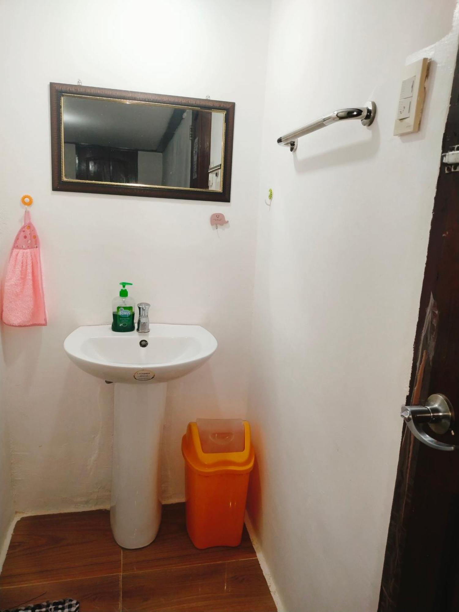 Ziah'S Guest House San Vicente  Szoba fotó